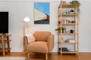 Sophisticated East Melbourne Retreat by Ready Set Stay - 8