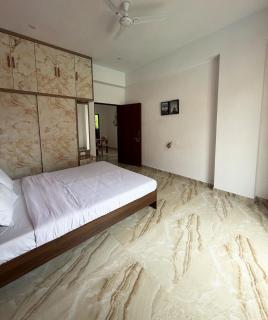 The Wisteria House - 3BHK Suite in City Centre - 1