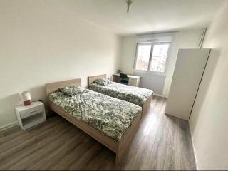 Renovated 3-Bedroom Apartment near UTT - 0