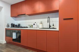 CBD Apt Near Queen Vic Market, Hospital and Trams - 9