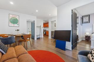 CBD Apt Near Queen Vic Market, Hospital and Trams - 0