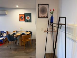 CBD Apt Near Queen Vic Market, Hospital and Trams - 1