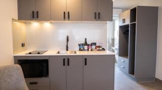 429 Apartments & Suites - 6