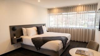 429 Apartments & Suites - 9