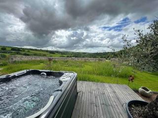 Devon Cornwall Border Country Estate - 2