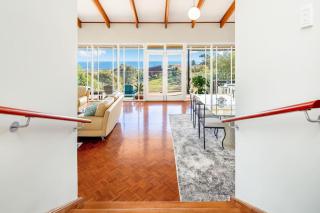 Seaview House, Ocean views, sleeps 6, Normanville - 8