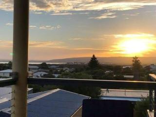 Sunset Sands - Family Getaway with Coastal views - 2