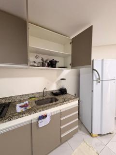 Apartamento 905 Condomínio Vuarnet home service bem localizado entre bus Tamandaré do Cabo Branco fornecemos material de cozinha básico para cozinhar conforme mostra as fotos - 4