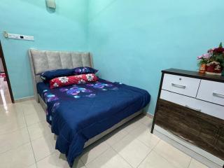 Homestay Batu Pahat Seri Gading Johor -  - 1