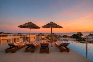 Stella View - Adults Only - 6