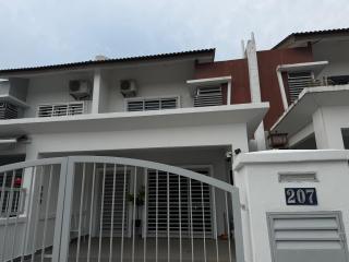 Saujana S2 Height Happy Guest House - 9