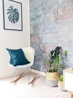 Stylish 2 bedroom Apartment - 2