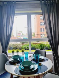 Stylish 2 bedroom Apartment - 3