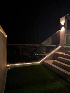 Starry-Starry Night Seaview Jacuzzi - 8