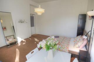 Prague Family Guest House - Rooms with shared bathroom - Prague - 7