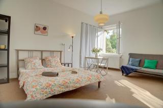 Prague Family Guest House - Rooms with shared bathroom - Prague - 5