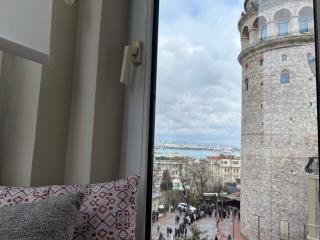 Just on Galata Tower Square - Amazing view - 2BR - 4