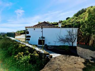 VV Casa Bastina "by henrypole home" - 6