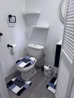 Good Stay Apartments and Car Rentals - 7