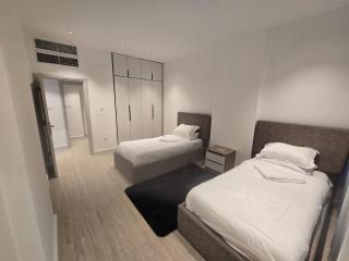 2bedrooms flat with balcony - 3