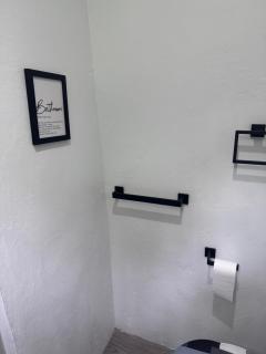 Good Stay Apartments and Car Rentals - 9