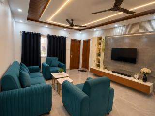 KB's Stay - The IRIS 4BHK 501 - 9