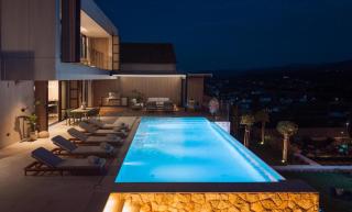 Villa Z1 Imotski - Luxury Retreat with Heated Pool & Spa - 6