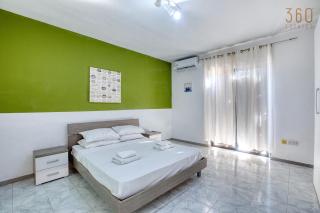Spacious Swieqi Apartment with Private Terraces - 8