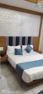 Hotel Radhe Royal - 6