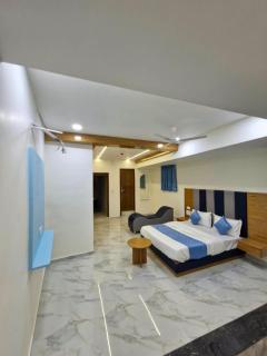 Hotel Radhe Royal - 3
