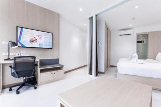 Seaview 1 Bderoom Beach Access - The Beach Front 5306 - 8