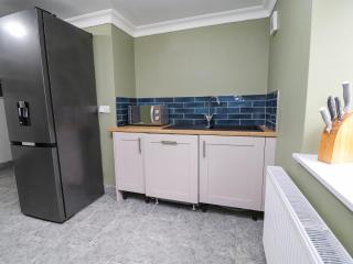 Ty Cerrig Apartment - 5