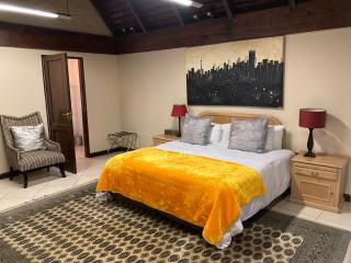 No 66 Sandton Lodge - 4