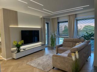 Piękny apartament blisko Targów - 0