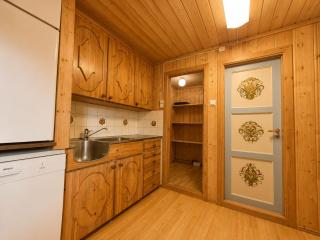 Granbu Cabin with Ski Trails at Your Doorstep in Geilo - 1
