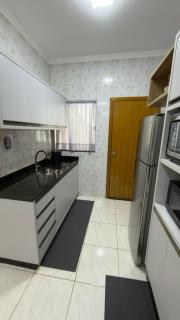 Linda casa em excelente localização - 1