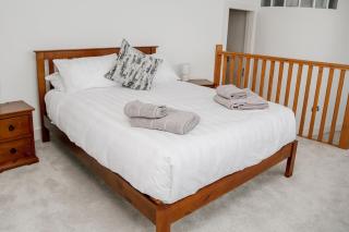 One Causeway Street Penthouses Portrush - Portrush - 3
