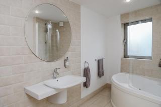 One Causeway Street Penthouses Portrush - Portrush - 4