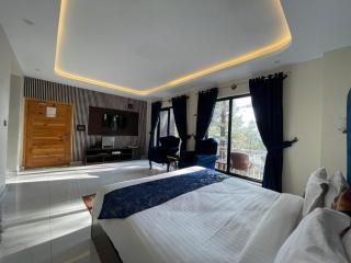 Royal Luxus Nathia Gali - 1