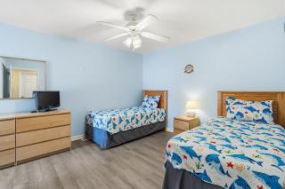 Spacious 3BR Condo Near Wildwood Boardwalk & Beaches - 3