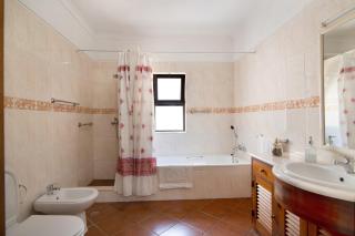 Casa da Alfarrobeira - 9