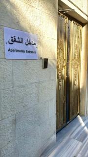 Ensuite Room Near Khalidi Hospital - 1
