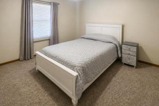 Cozy Liberty House < 1 Mi to Downtown Shops - 9