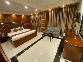 Hiltown Hotel - 8