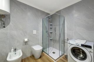Bro House - 6