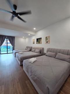 Kulai Villa 5B5R up 21pax KTV Mahjong BBQ near JPO AEON - 2