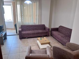 Leonard apartment 2 - 7