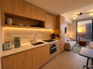 NO RESORT FEE - Escape to Chic Apartment in the Heart of Miami - 6