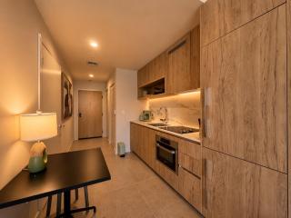 NO RESORT FEE - Escape to Chic Apartment in the Heart of Miami - 3