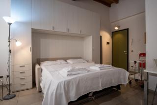 Studio apartment overlooking the Municipal Theater - 4